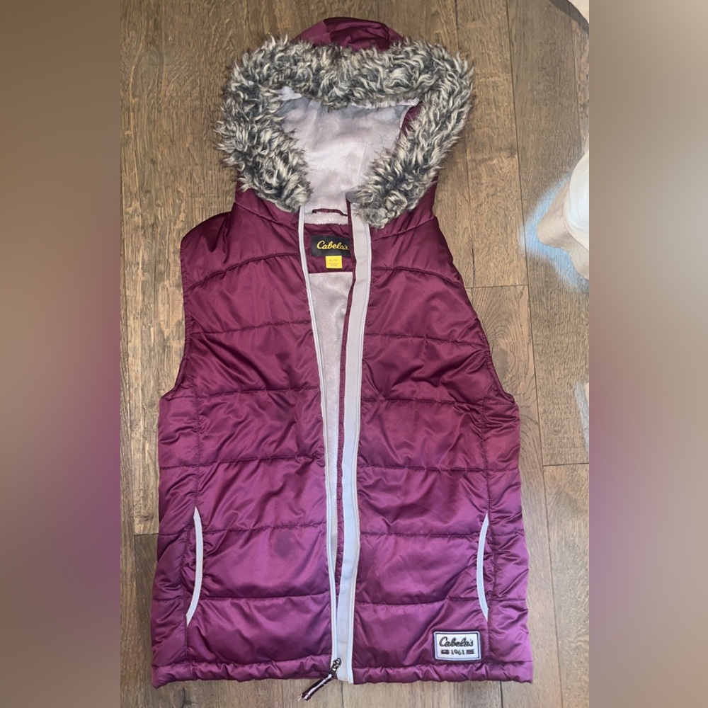 Cabelas Fleece Lined Puffer Vest Purple Faux Fur Hood Hiking Jacket
